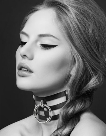 Collier en cuir noir SM triple lanière avec anneau métal argenté 