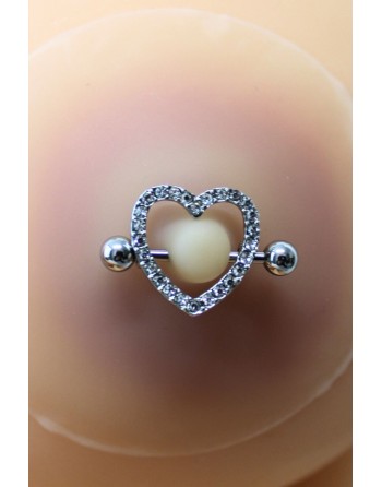 Paire de cache-tétons piercing barre coeur faux diamant peau claire 