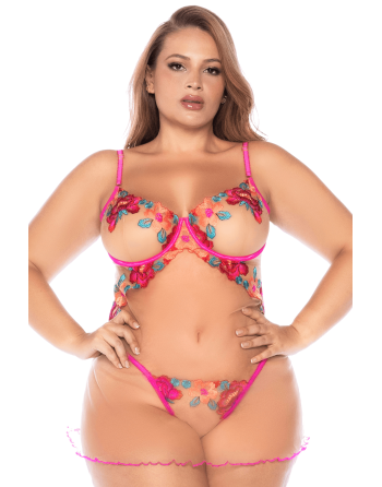 Nuisette grande taille en résille et dentelle florale rose et string assorti