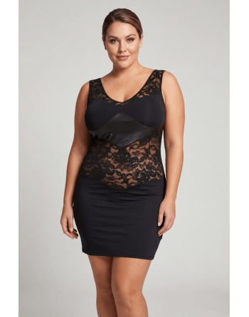 Robe cocktail empiècements dentelle et wetlook