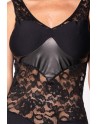 Robe cocktail empiècements dentelle et wetlook