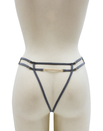 String gris avec bijou couleur aléatoire et chaîne dorée